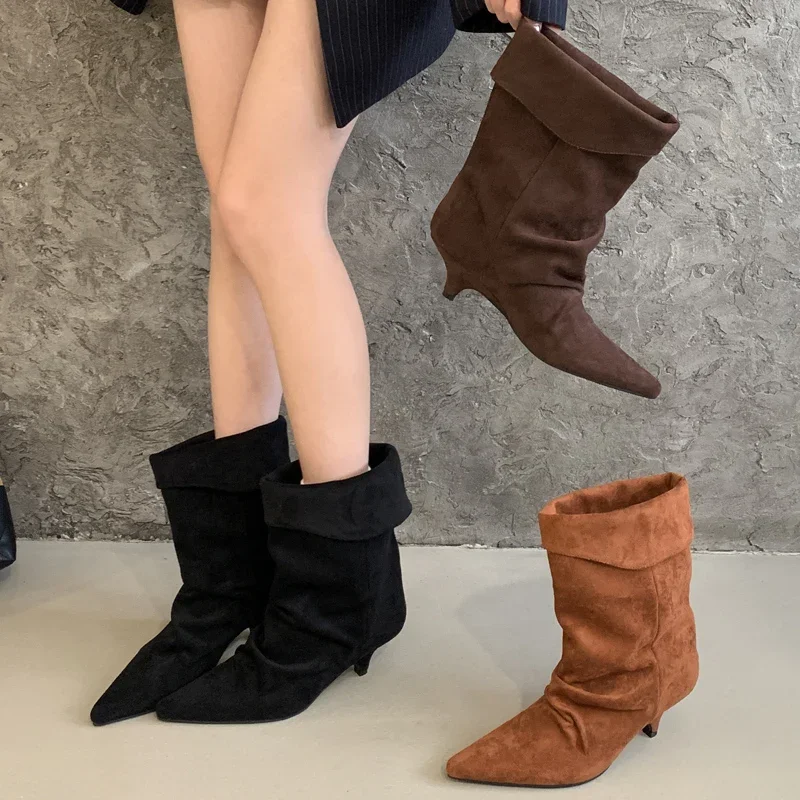 Vintage Style Women Fashion - Botas de Cano Curto Vintage com