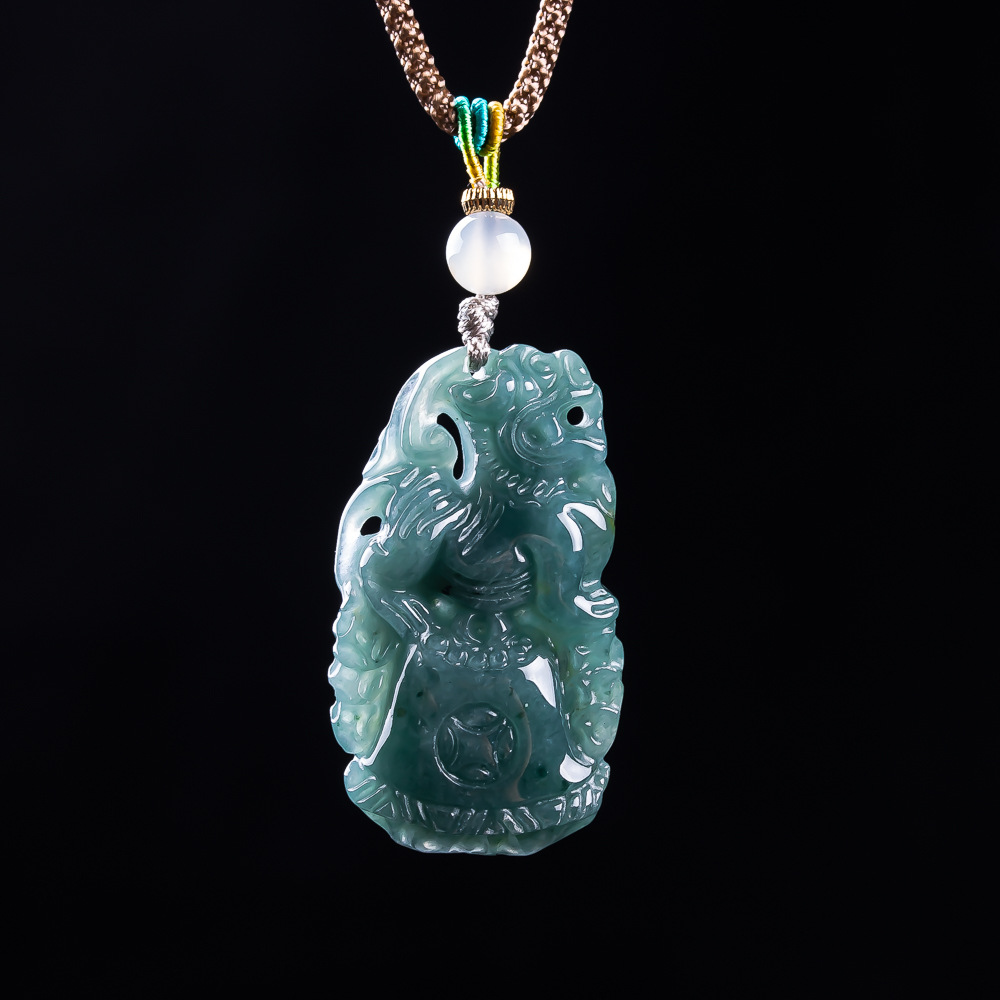Vintage Fashion Necklace - Pingente Pixiu de Jadeíta Birmanesa, Talismãs