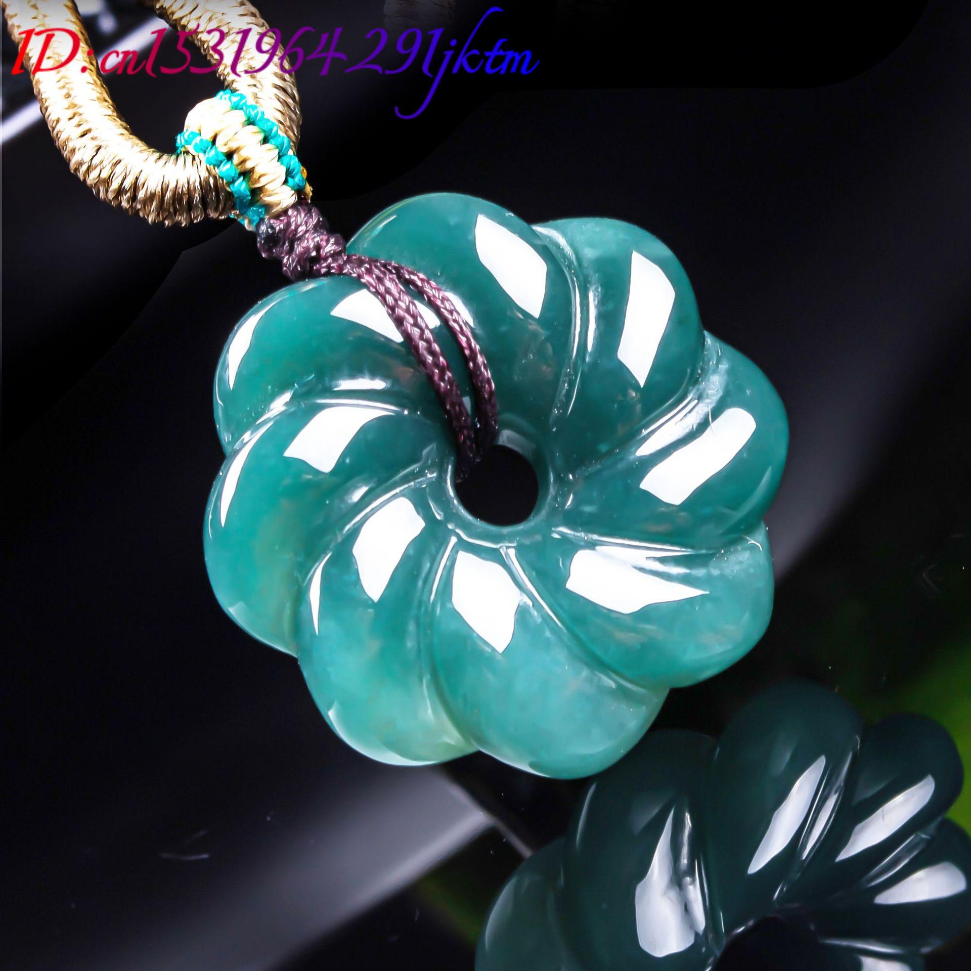 Colar com Pingente de Flor de  - Vintage Fashion Necklace avaliação e preço