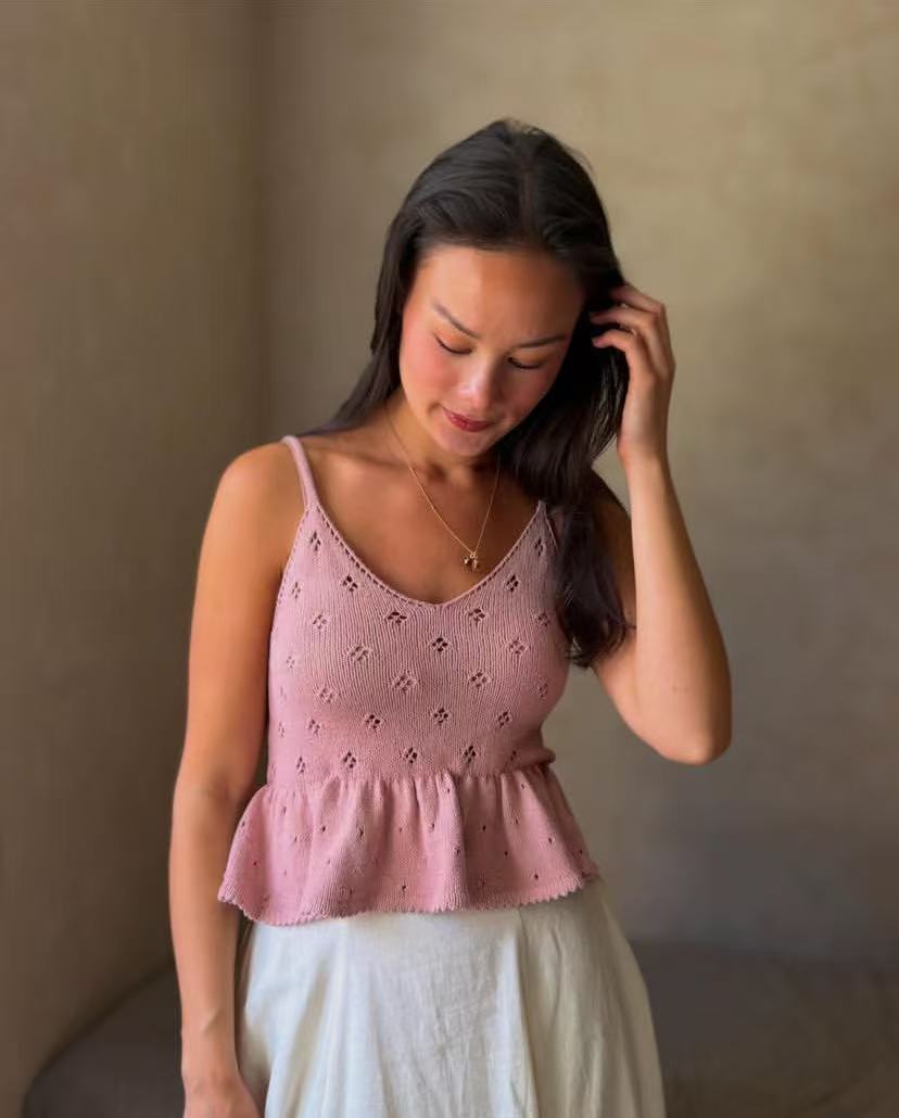 Top de Alça com Decote em V e  - Vintage Fashion Looks avaliação e preço