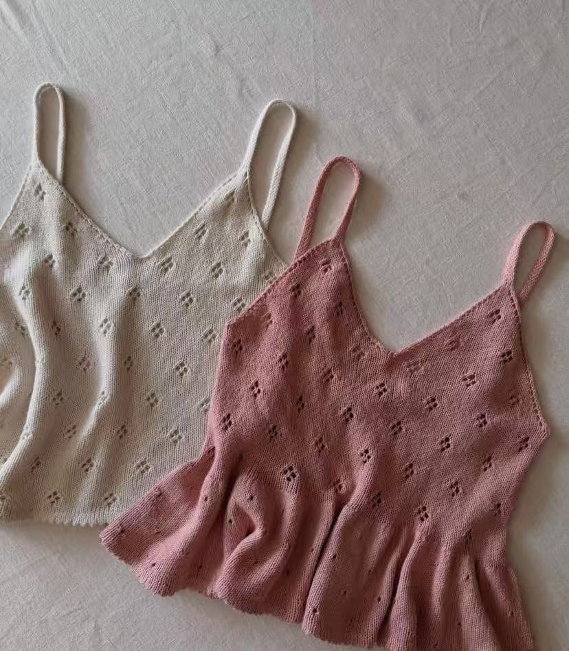 Top de Alça com Decote em V e  - Vintage Fashion Looks avaliação e preço